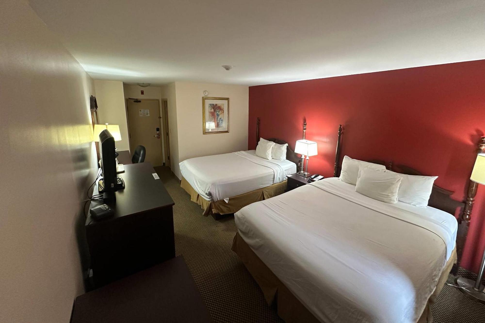 Econo Lodge City Centre Kingston Eksteriør billede